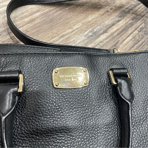 Michael Kors pebble leather Black Satchel handbag shoulder bag - Picture 13 of 16